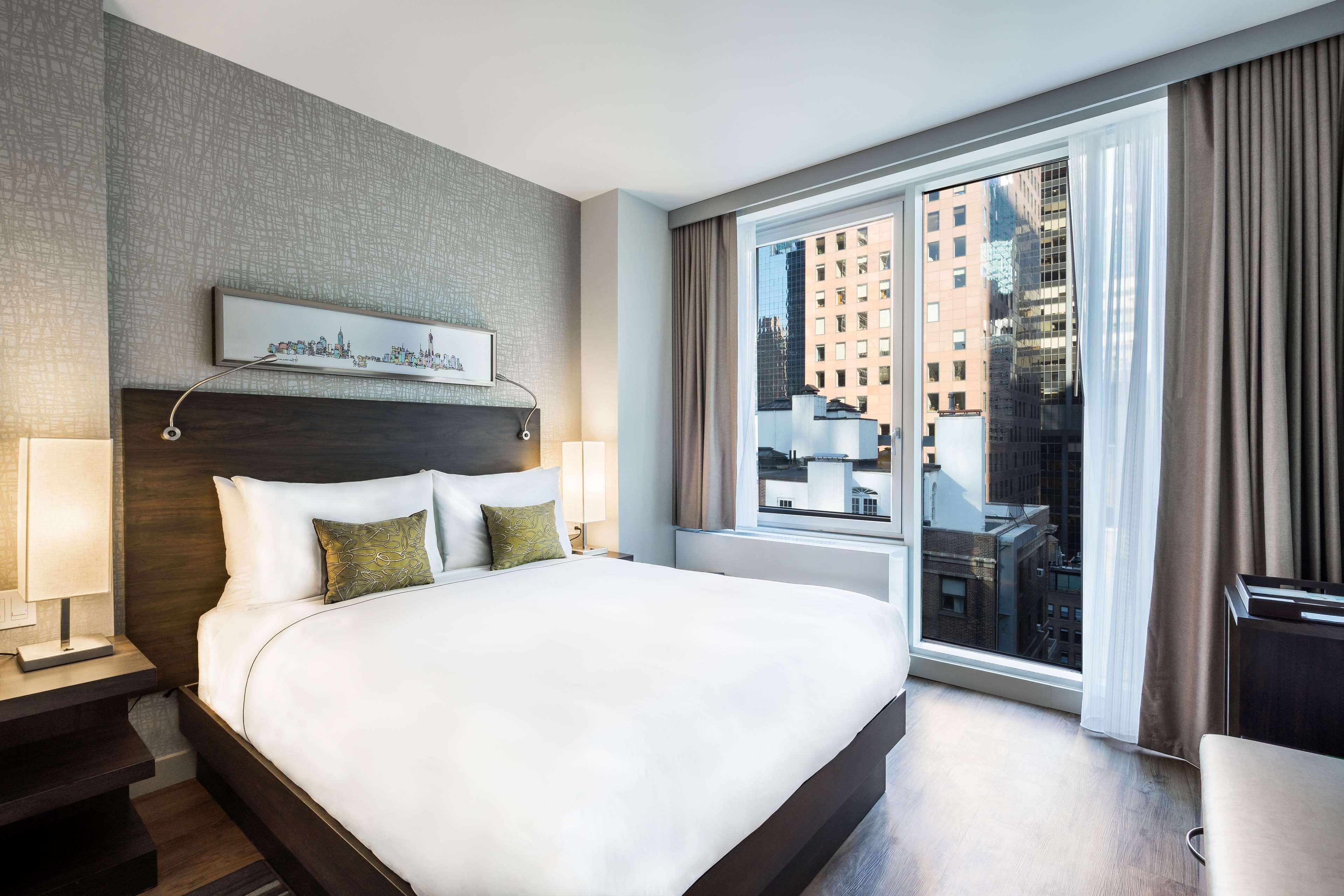 The Bernic Hotel New York City,Tapestry Collection By Hilton Luaran gambar